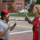 미소짓는케어 이미지