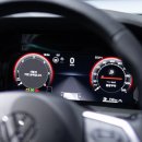 티지스크린골프 | 2025 폭스바겐 골프 2.0 TDI 국내 출시, 1회 주유 만으로 860KM 이상 주행 가능한 헤리티지 해치백 !