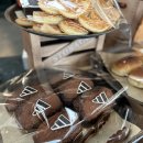 핫플레이스PC카페 | 성수동 핫플레이스 아디다스 카페 오픈✨ 직접 가본 후기