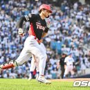 [KBO] "믿기지 않는 숫자" 기록만 역대급 아니다...'연봉 1억' 김도영, 기념유니폼 100억 팔았다, 내년 연봉 얼마 줘야하나? 이미지