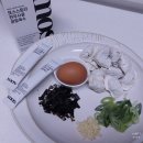 만두스토리 | 모스스토리 분말육수 한우사골로 10분 완성 사골만두국 만들기