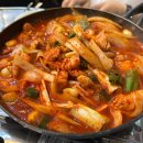 돼지랑찌개랑 - 미추홀구 용정공원로83번길 49 | 돼지랑찌개랑