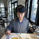 선영이꽃집 | 순진함과 낙관을 가슴에 꼭 껴안고