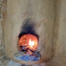 안악민박 | 강원도 방구석엔 코클 벽난로 겸 등불-중국엔 방바닥 땅 속에 디훨루-축열식난로-조리와 난방도-한국의...