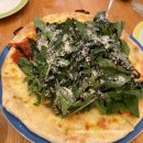 경주 성건동 동국대 크레숑 - 루꼴라피자, 베이컨 듬뿍 토마토 파스타