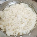짠.무우 짠맛 우려서 맵콤하게 볶아 김밥 말았어요 이미지