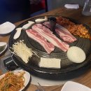 소문난솥뚜껑삼겹살 이미지