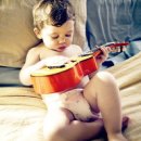 맑은 소리 우쿨렐레 이미지