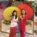 A vibrant Hari Raya celebration filled with culture, creativity, and joy. 이미지