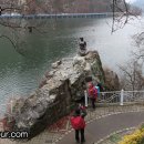 의암호인어동상 이미지