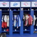 오피스디포 KBO 공식 스토어 신사논현점 야구 유니폼 굿즈