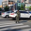 홈플러스 시계탑 앞 이미지