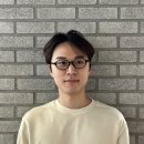 톤다운 염색과 애즈 스타일로 완성한 분위기 있는 남자 헤어스타일 변화!