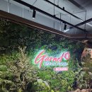 골프연습장 앞 화장실 이미지