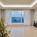 햇살품은 창 이미지