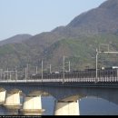 북한강철교 쉼터 이미지