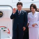 Lee's approval hits new low 주택·주식시장 혼란 속 이재명 대통령 지지율 최저치 경신 이미지