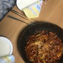 제육의습격 이미지