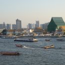 방콕의 랜드마크이자 일몰과 야경이 아름다운 왓아룬(Wat Arun) 이미지