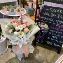 화병꽂이용 꽃도, 공덕꽃집 더피올라에서!