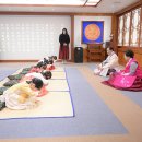 "오른손? 왼손?" 설날 세배할 때 남자 여자 손 위치·세배하는 방법 이미지