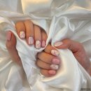 플루아네일 | 반짝반짝 빛나는 손톱의 비밀, 전포역 네일아트 '플루아네일'에서 찾았어요!