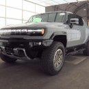 2025 GMC HUMMER EV Pickup 3X Crew Cab Short Bed 1,325mi (Grey) 이미지