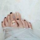 아일리 네일(ILY NAIL) | 페디큐어는 공덕역네일 아일리네일에서 자석 젤로!