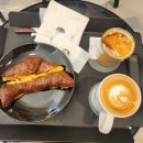 대림로 | [로스톤카페]서울 대림역 독특한 건축물 대형카페 내돈내산후기