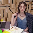 둥근안경 이미지