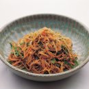 비빔국수면 이미지