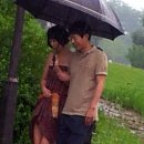 우산속 이미지