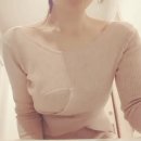 반올림피자 vs 맘스터치 버번빅싸이 이미지