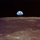 The Moon 이미지