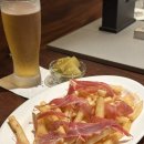 (주)삼현 | [강남구/압구정로데오 술집] 박스비어&드링크스, 로마식 피자와 하이볼 맛집 소개