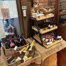 GS25 유성스카이점 | [공지] [대전/도룡동] 성심당 DCC점 방문 후기 및 알밤롤 리뷰