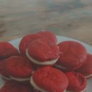 red velvet cookies 이미지