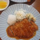 행운돈까스 지기 이미지