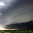 토네이도 이미지