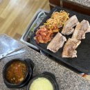 돼지꿈생고기본오1점 | 사리역 삼겹살 맛집 돼지꿈, 벌집오겹살과 볶음밥 후기