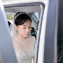 은하수플라워 | 여의도웨딩컨벤션 스냅후기 높은 층고와 은하수 조명 아래 피어난 맑고 클래식한 하루