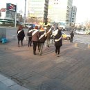 투나 앞 이미지