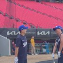 광주에 합류한 한화 이글스 손아섭 선수입니다. 오늘부터 가볍게 타격 훈련을 시작한다고. 훈련 후 인터뷰 예정입니다. 이미지