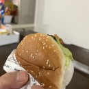 맘스터치구미비산점
