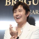 함박웃음 이미지