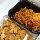 GS연수행복점 | 치킨매니아 신메뉴 맵쭈볶음면치킨 리얼 솔직 후기