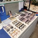 테라스가 있는 안경원 이미지