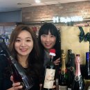 롯데와인현대백화점 - 강남구 압구정로 165 | 롯데와인현대백화점