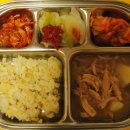 10월31일-녹두밥, 배추김치, 닭계장, 양배추쌈/쌈장, 건새우볶음을 먹었어요. ^^ 이미지