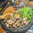 통나무산장 | 청주 봉명동 맛집 산장삼겹 구워서 나오는 미나리 삼겹살 먹은 후기